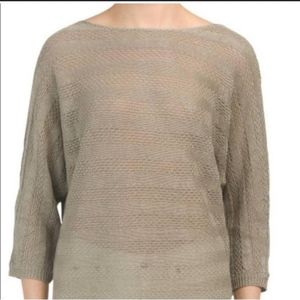 TAHARI linen top Size Small